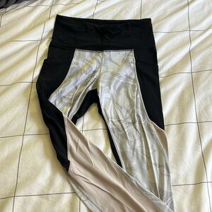 Athleta leggings with marble and pink pattern